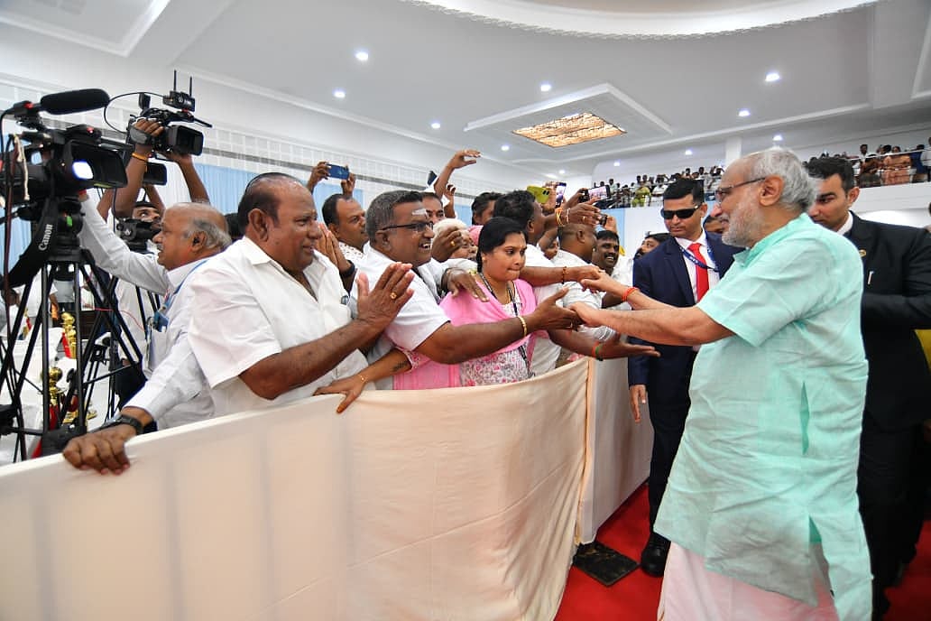 திருப்பூர் வந்த துணை ஜனாதிபதி சி.பி.ராதாகிருஷ்ணன்; பிரமாண்ட வரவேற்பு