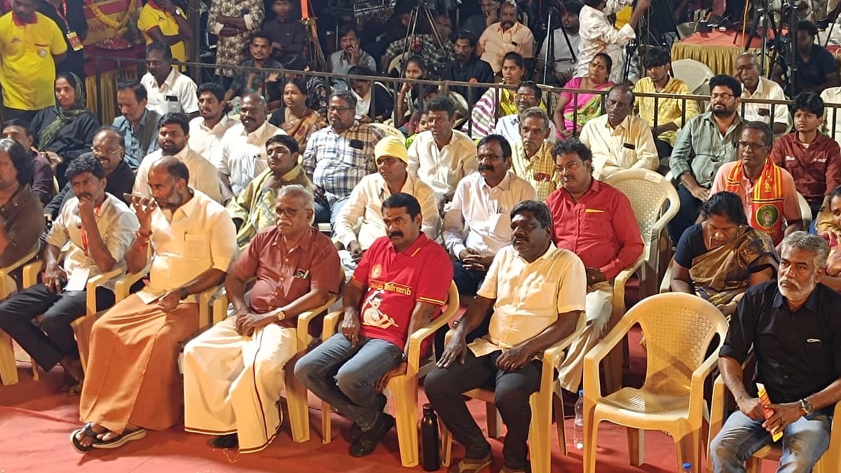 மருது பாண்டியர்கள் நினைவேந்தல் பொதுக்கூட்டத்தில் சீமான்