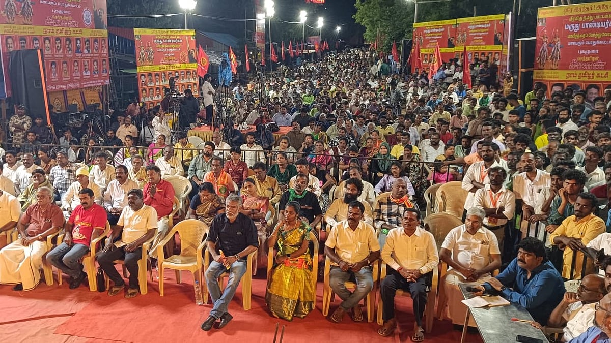 மருது பாண்டியர்கள் நினைவேந்தல் பொதுக்கூட்டத்தில் சீமான்