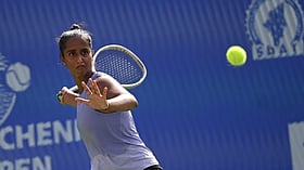 சென்னையில் தொடங்கிய மகளிர் டென்னிஸ் திருவிழா போட்டிகள் | Photo Album