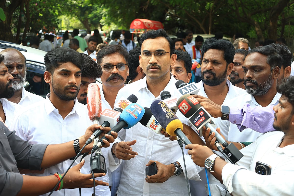 பறக்கும்-படை-அதிகாரிகளின்-திமுக-விசுவாசம்.!---கொந்தளிக்கும்-தவெக-அருண்-ராஜ்