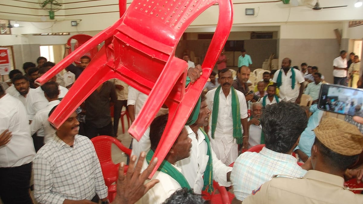 அறப்போர் இயக்கம் முன்னெடுத்த கூட்டத்தில் புகுந்த குண்டர்கள்