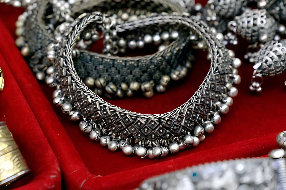 வெள்ளி | ஆபரணம்