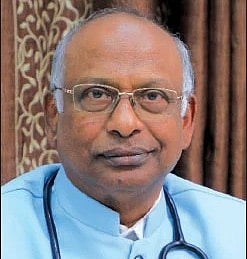 எலும்பியல் சிகிச்சை மருத்துவர் ரமேஷ்பாபு