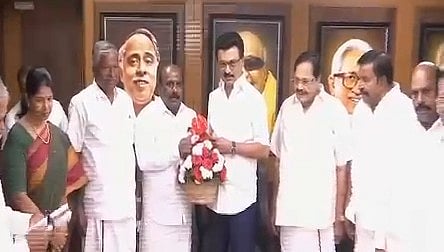 திமுகவில் இணைந்த மனோஜ் பாண்டியன்