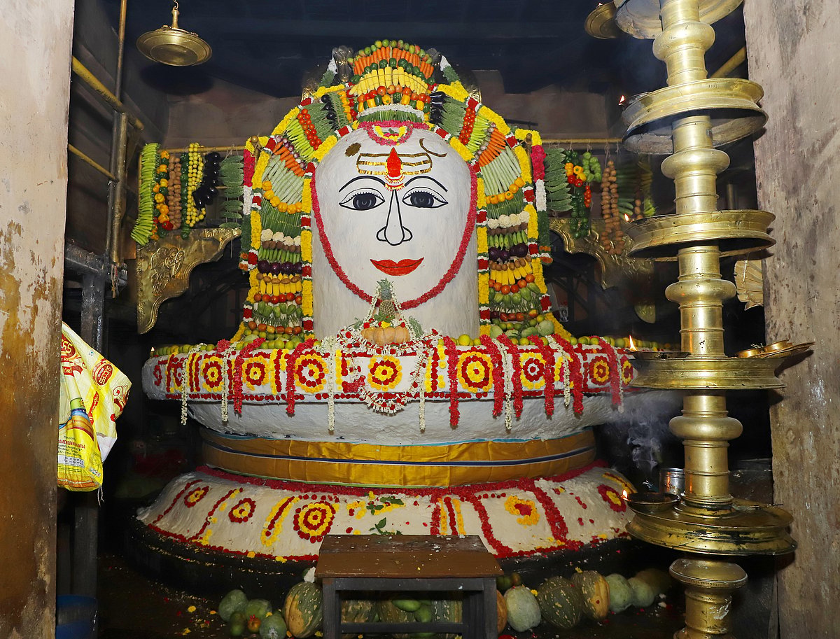 ஐப்பசி அன்னாபிஷேகம் அக் - 25... வீட்டில் உணவுப்பஞ்சம் வாராதிருக்க இதைக் கட்டாயம் செய்யுங்கள்!