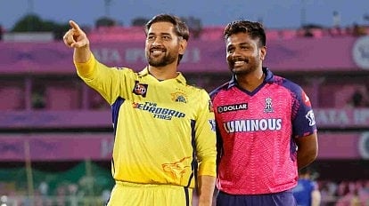 Dhoni - Sanju Samson
