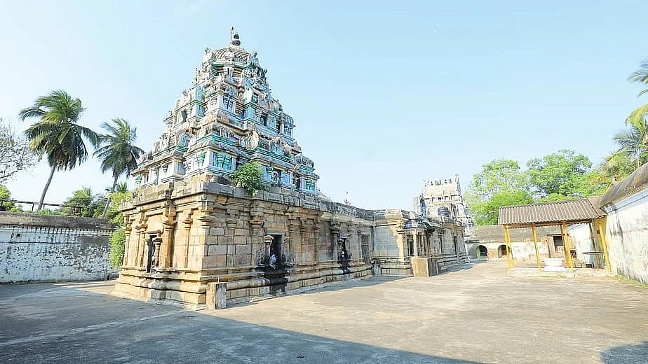 ஓமாம் புலியூர் துயர்தீர்த்த நாதர் கோயில்