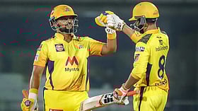 ``அந்த 3 பேரை விட்ருங்க; ஆனால் `சர் ரவீந்திர ஜடேஜா' அணியில் இருக்க வேண்டும்" - Ex CSK வீரர் ரெய்னா