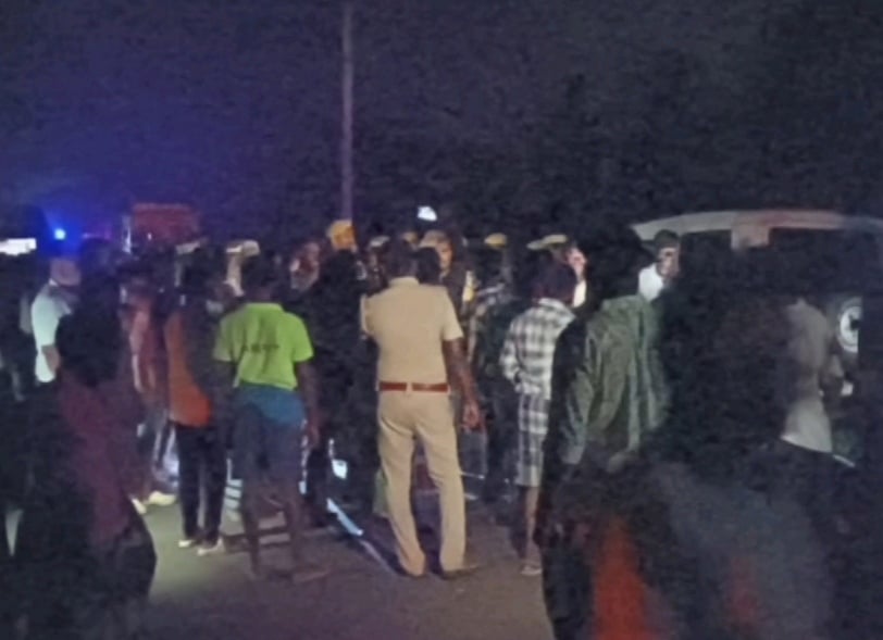 சம்பவம் நடந்த இடத்தில்