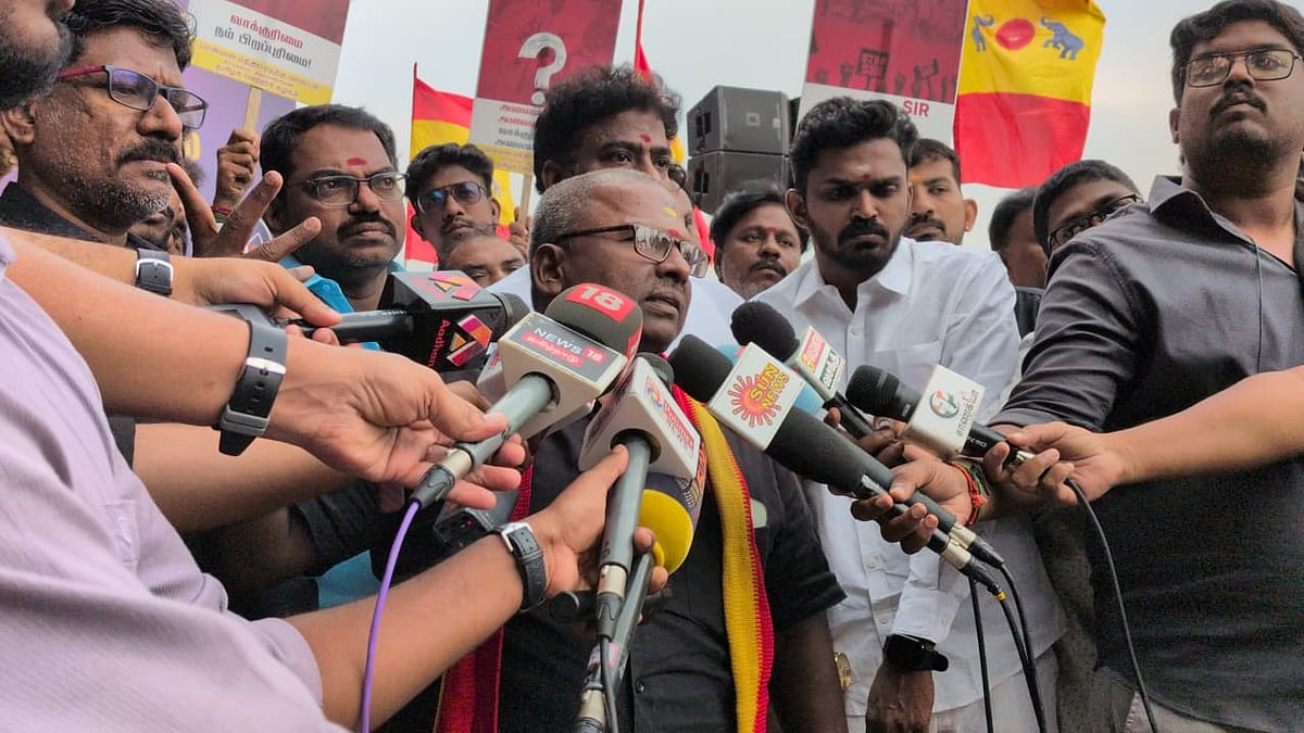 தவெக மா.செக்கள்