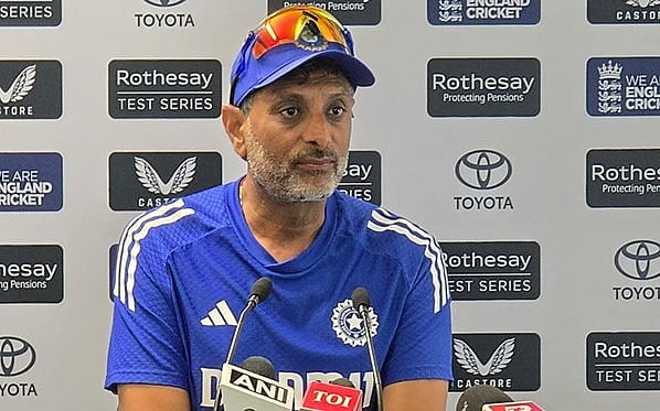 சிதான்ஷு கோடக்