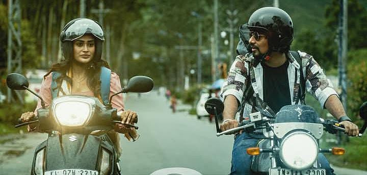 Yellow Review | எல்லோ விமர்சனம்