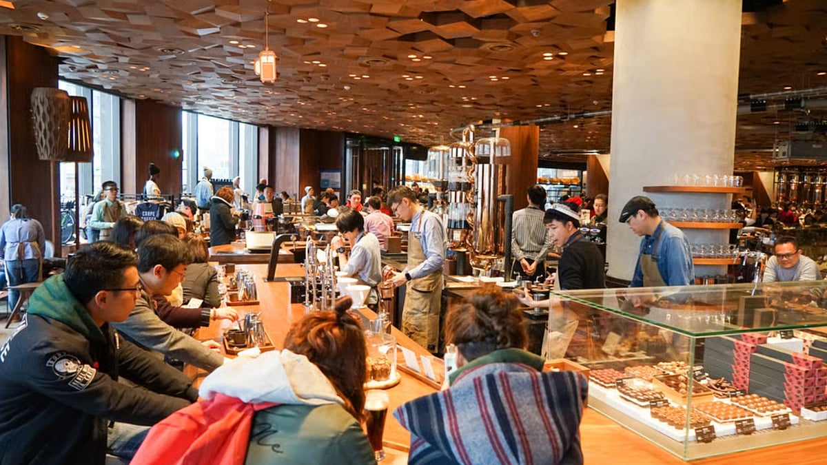 சீனாவில் பிரபலமாகும் ` கரப்பான் பூச்சி காஃபி'