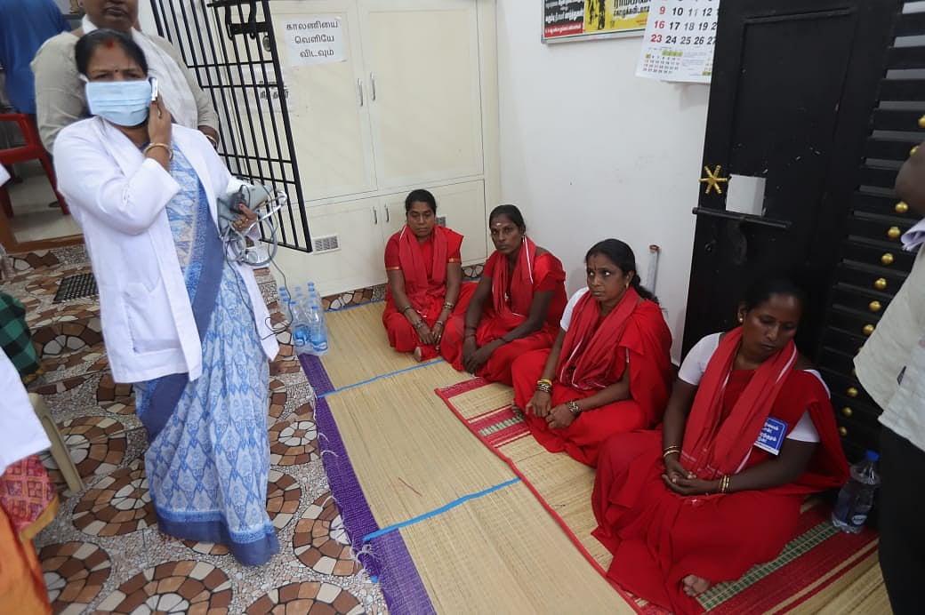 போராடி வரும் தூய்மைப் பணியாளர்கள்