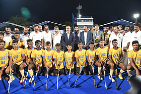 மதுரையில் சர்வதேச ஹாக்கி மைதானம்; திறந்துவைத்த துணை முதலமைச்சர் | Photo Album