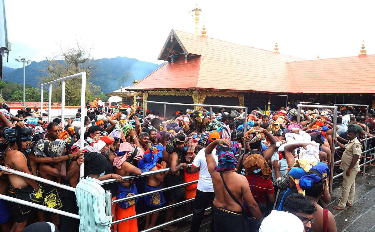 சபரிமலை ஐயப்ப சுவாமி கோயில்