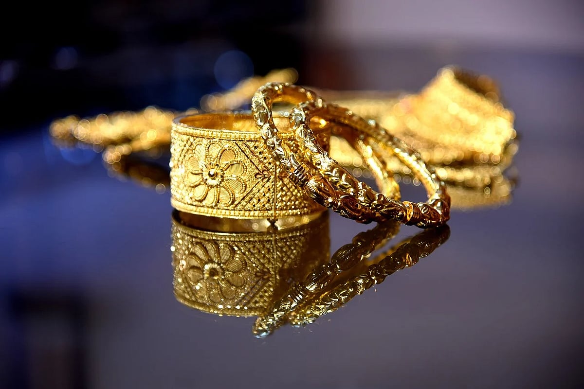 Gold Rate: ஏறுமுகத்தில் தங்கம்; மீண்டும் ரூ.1 லட்சத்தைத் தாண்டி! இன்றைய தங்க விலை நிலவரம் என்ன?