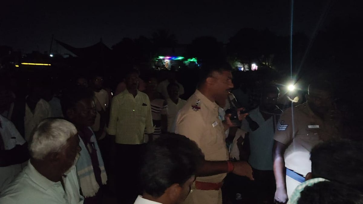 விசிக-வினர் போராட்டம்