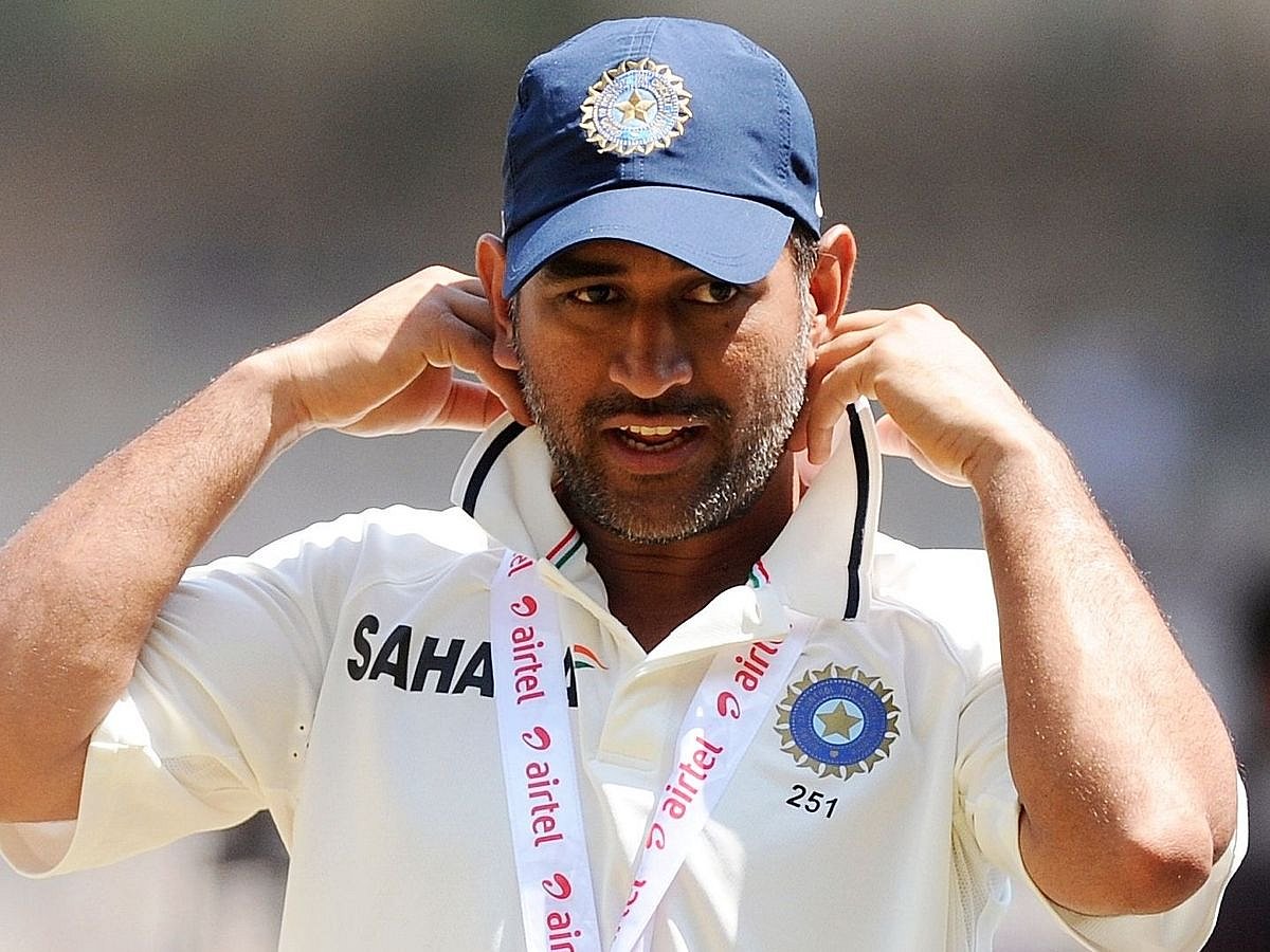 Dhoni - தோனி