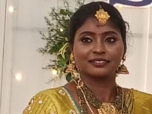  நிச்சயத்தார்த்தம் ஆன காவியா