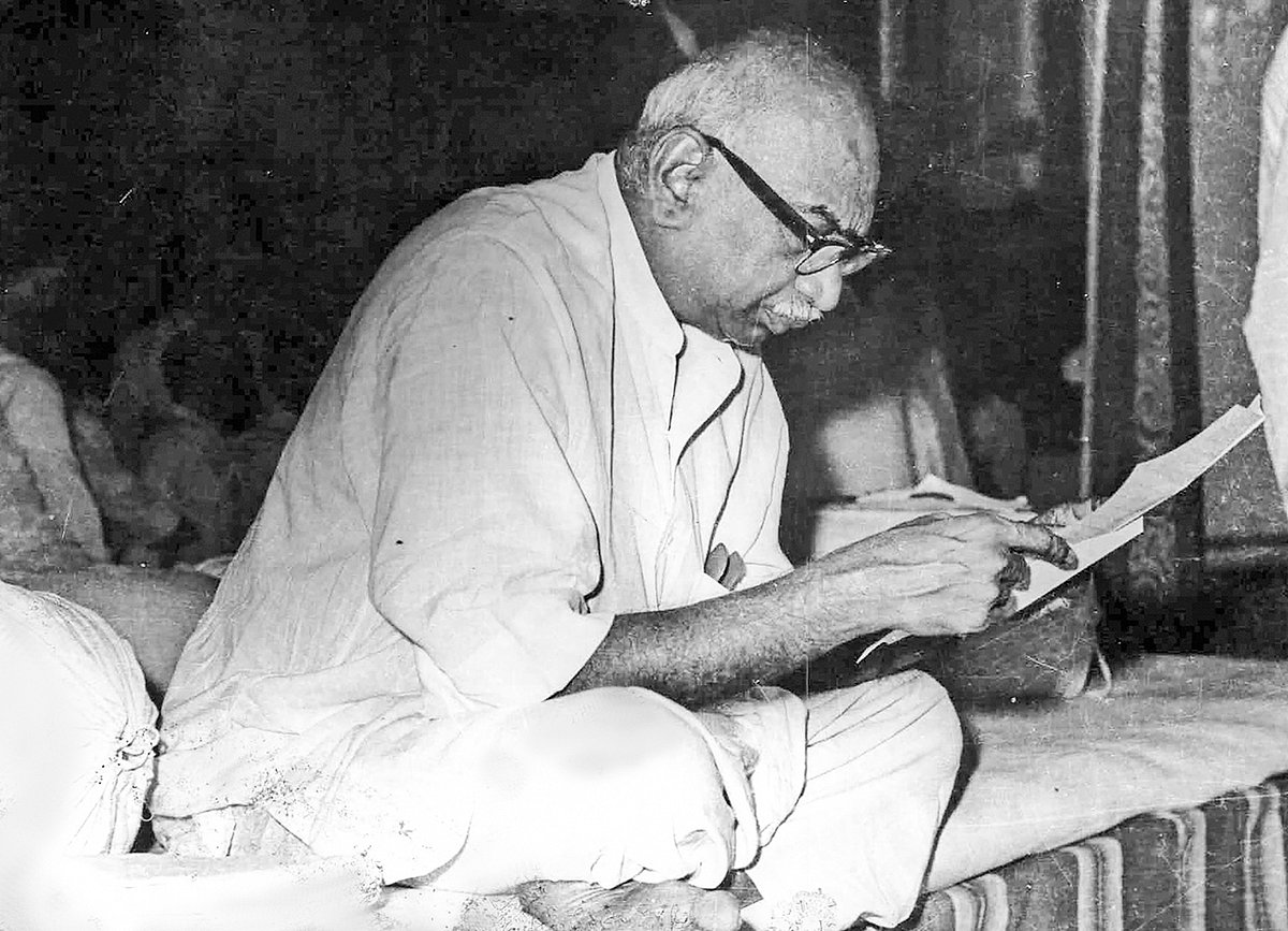 காங்கிரஸை காலி செய்த திமுக; இந்திய அரசியலைத் தீர்மானித்த திருவண்ணாமலை இடைத்தேர்தல்|அரசியல் ஆடுபுலி 7