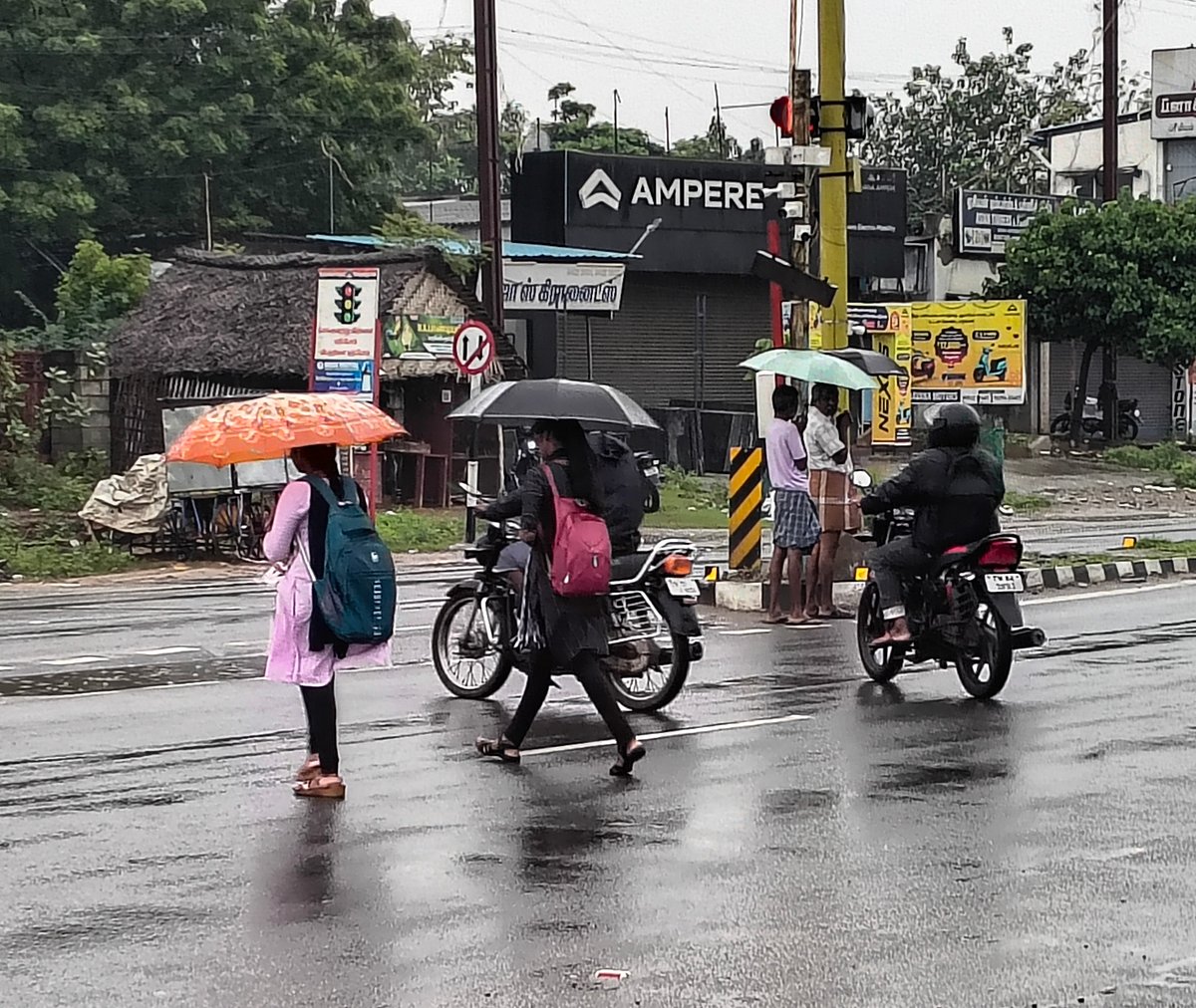 டிட்வா புயல்: நெல்லையில் விடிய விடிய பெய்த தொடர் மழை|குளிர்ச்சியடைந்த நெல்லை!#Rain Alert 2025-26