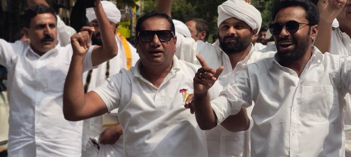 இமயம் சசி 