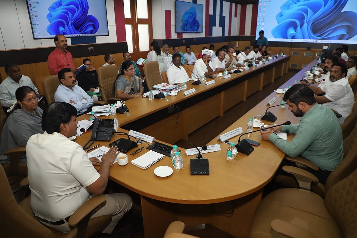 S.I.R ஆலோசனைக் கூட்டம்