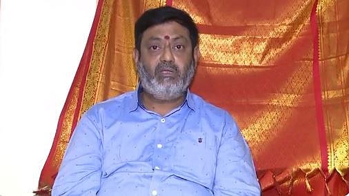 ரவிக்குமார்