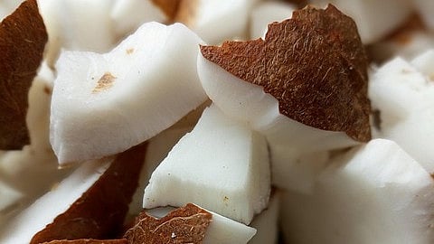 தேங்காய் நமக்கு என்னென்ன நன்மைகள் செய்கிறது..?