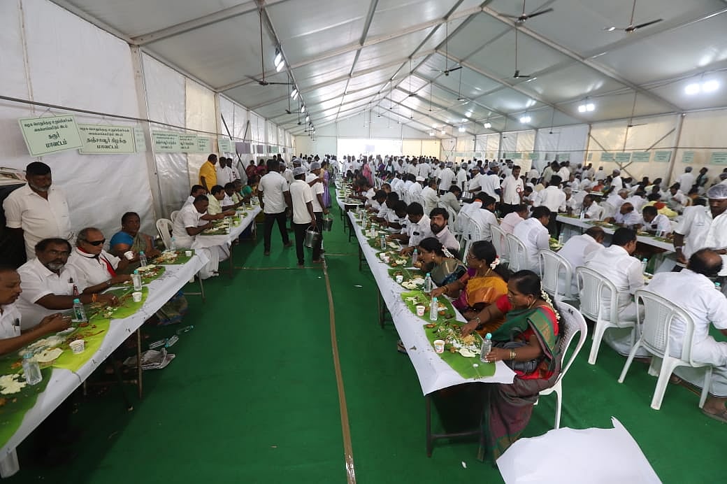 அதிமுக பொதுக்குழு | கம கம உணவுகள்