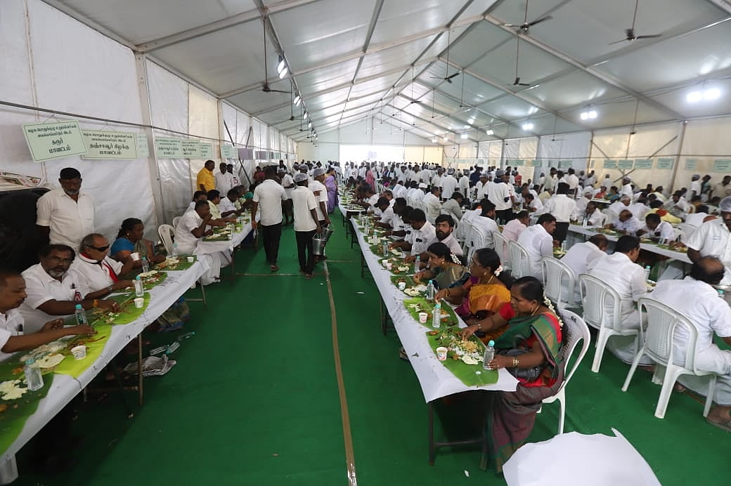 அதிமுக பொதுக்குழு | கம கம உணவுகள்