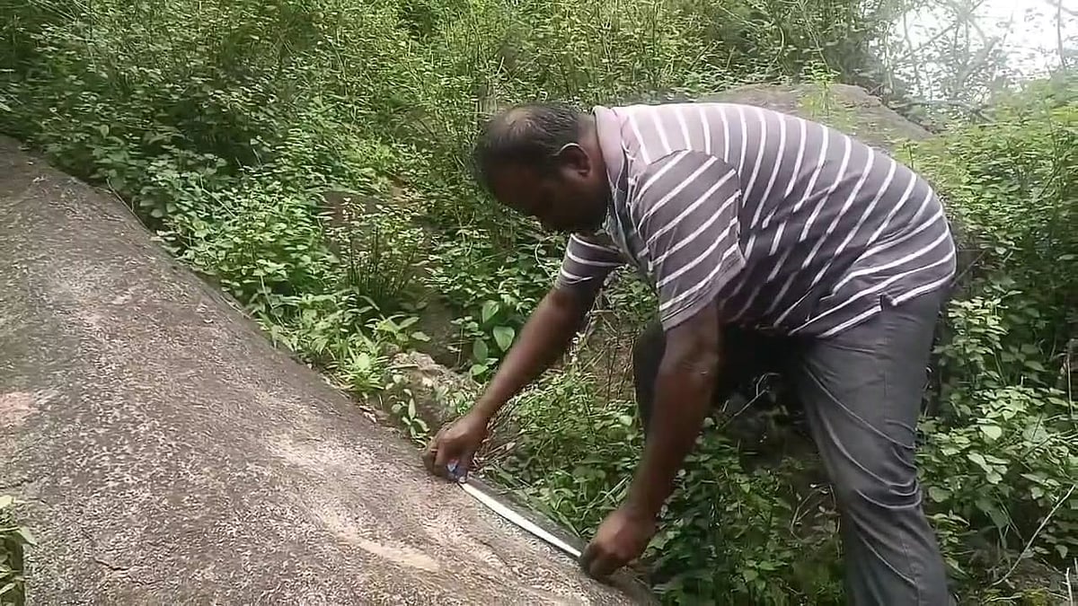 கருவி தேய்ப்புப் பள்ளங்கள் 