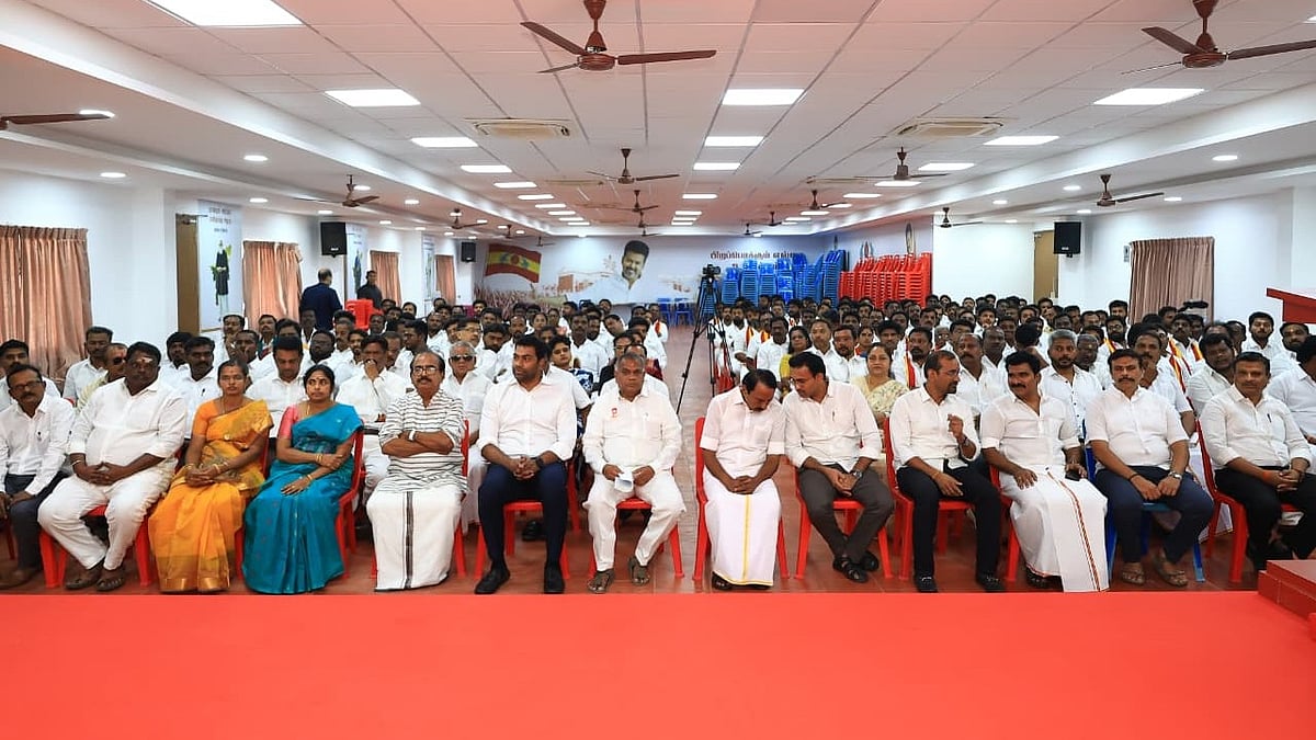 தவெக ஆலோசனைக் கூட்டம்