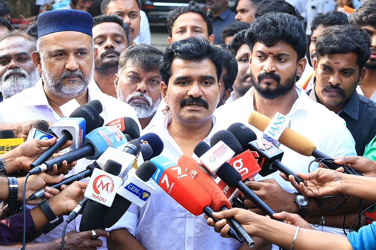 "திருப்பரங்குன்றம் விவகாரத்தில் தவெக மெளனமாக இருப்பது ஏன்" - தவெக நிர்மல் குமார் பதில்