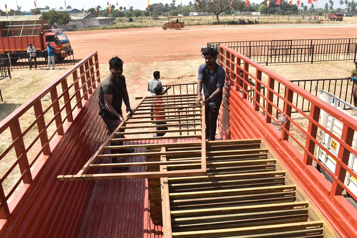 தவெக பிரசார பொதுக்கூட்டம்  மைதானம், ஈரோடு, பெருந்துறை.