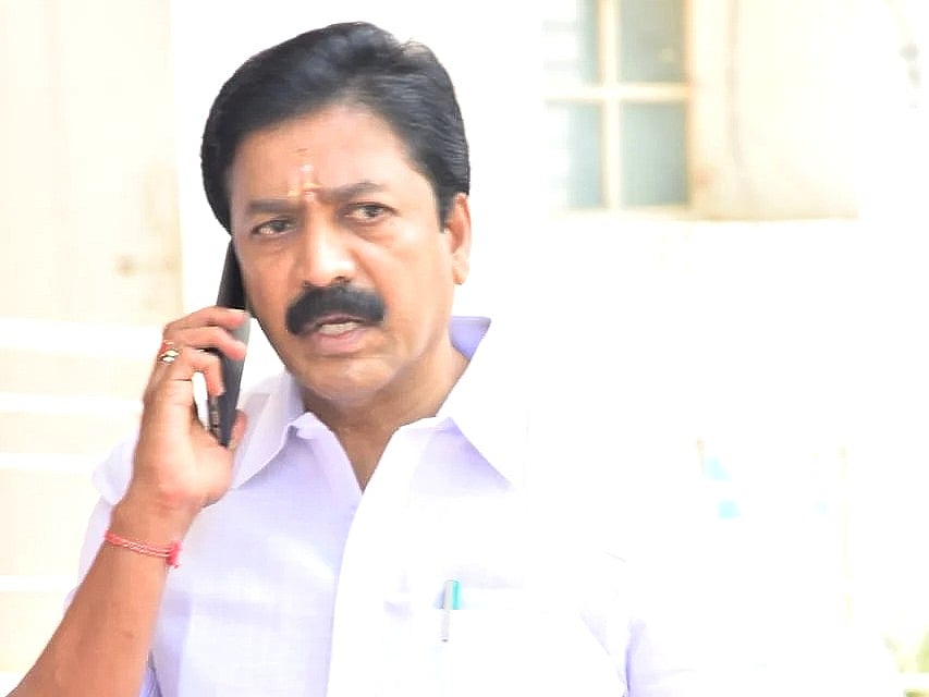 சி.வி.சண்முகம்