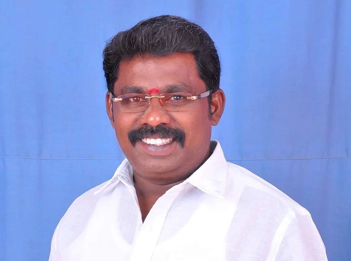 செந்தில்நாதன் 