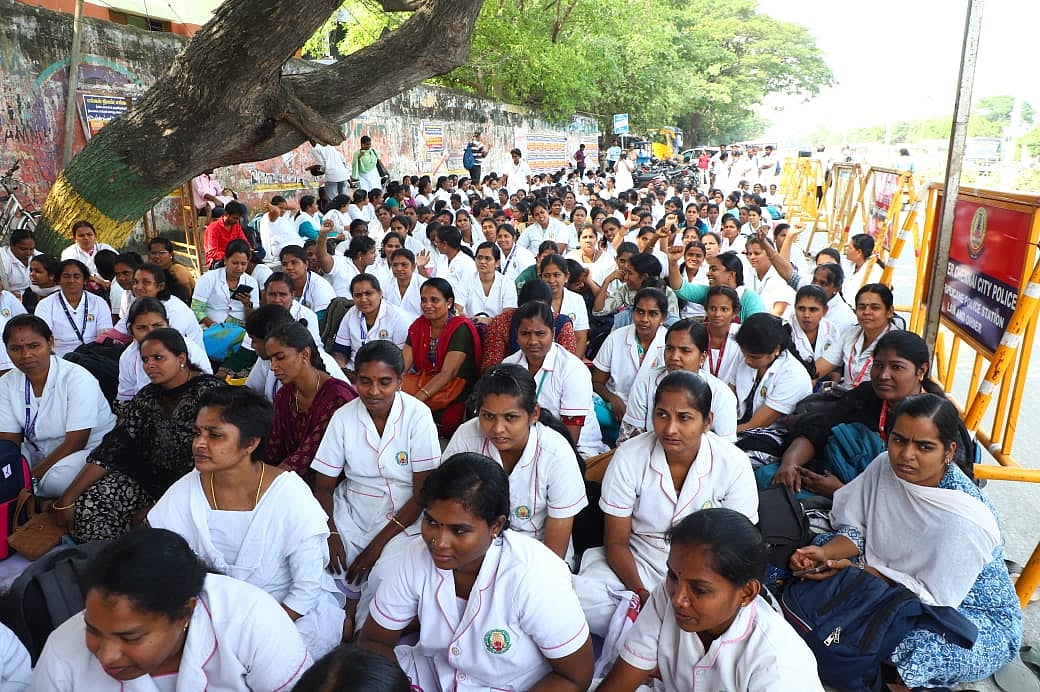 செவிலியர்கள் போராட்டம் - சிவானந்தம் சாலை