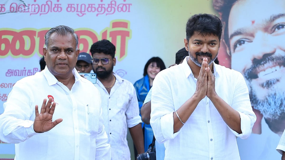 Vijay-:-என்ன-ஆனாலும்-தனியாதான்-போறோம்!---விஜய்யின்-கட்டளையும்-வியூகப்புள்ளியின்-லாஜிக்க