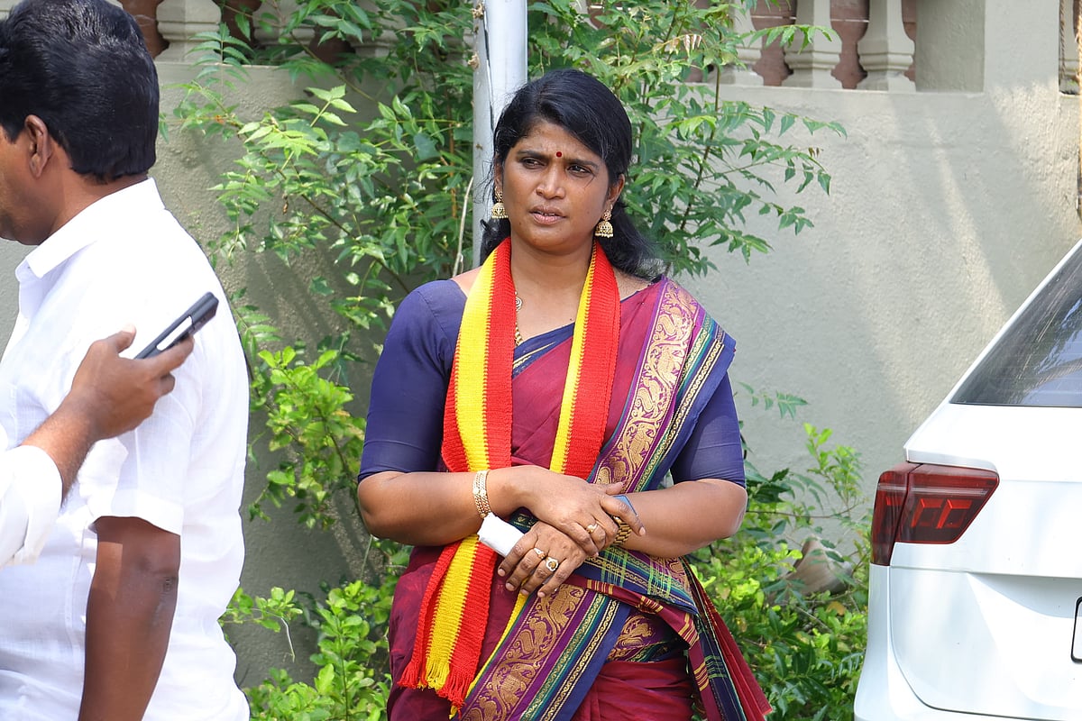 அஜிதா ஆக்னல்