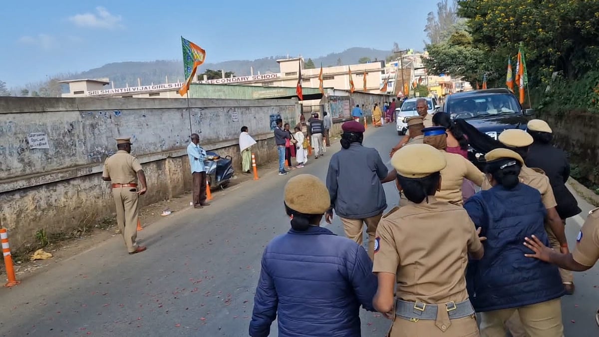 நயினார் நாகேந்திரன் வருகை 