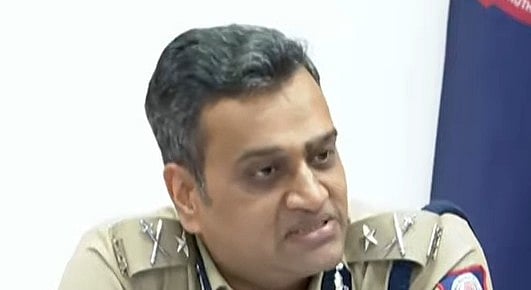 ஐஜி அஸ்ரா கர்க்