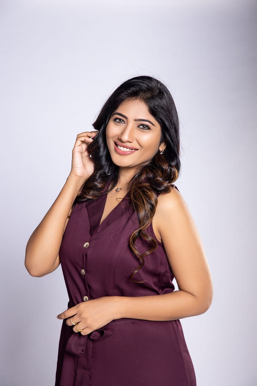 பிக் பாஸ் ஜூலி