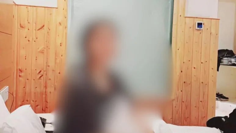 சக மாணவிகள், பேராசிரியரின் ராகிங், பாலியல் தொல்லை: கல்லூரி மாணவி உயிரிழப்பு, காட்டிக்கொடுத்த மொபைல்!