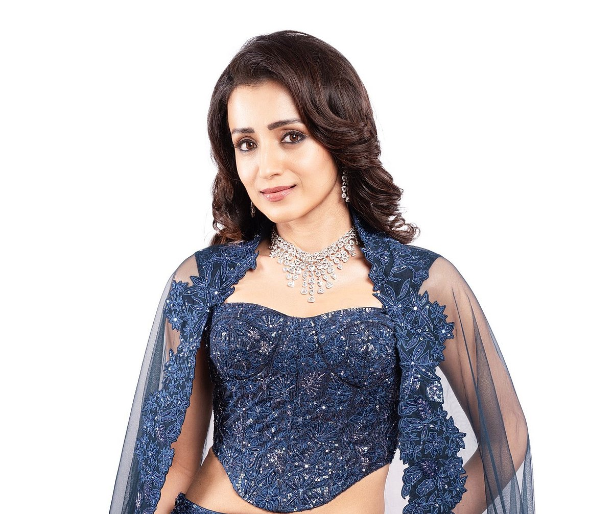 Trisha: 2026-லும் பிஸி; சிரஞ்சீவி, சூர்யா படங்கள், மீண்டும் போலீஸ் கதை - த்ரிஷாவின் அசத்தல் லைன்அப்