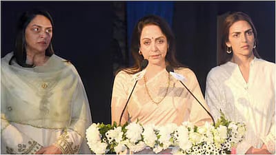 கணவர் தர்மேந்திராவிற்காக தனியாக பிரார்த்தனை கூட்டம் நடத்தியது ஏன்? - நடிகை ஹேமாமாலினி விளக்கம்