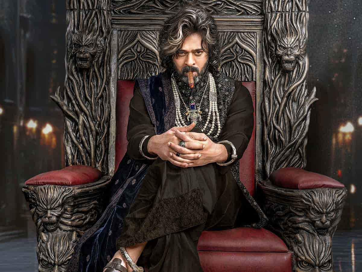 The Raja Saab Review: `இது சங்கராந்தி ஃபீஸ்ட் காதுரா! - சோதிக்கும் பிரபாஸின் ஹாரர் காமெடி சினிமா!