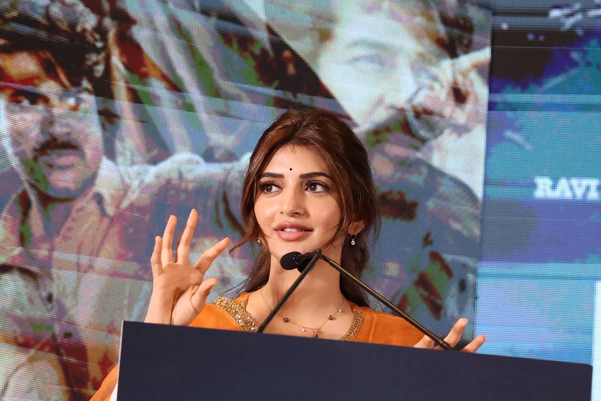 Sreeleela : `ரத்னமாலா... ரத்னமாலா.! - `பராசக்தி நன்றி தெரிவிக்கும் விழாவில் நடிகை ஸ்ரீலீலா